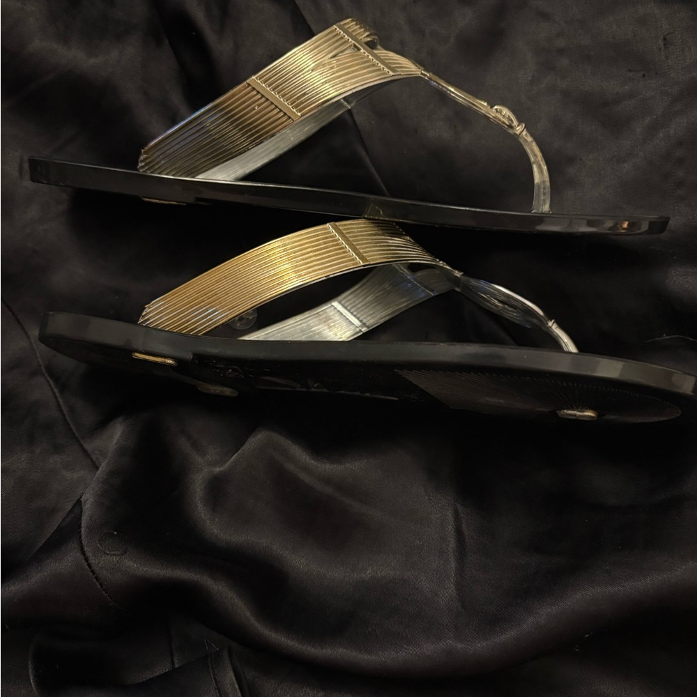 Black & Gold Women's Thong Sandals - Elegant Slip-On Style - Picture 2 of 4